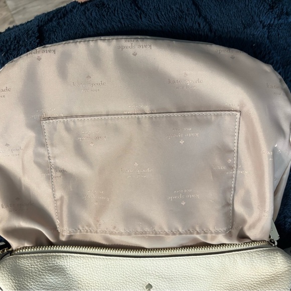 Kate Spade New York Cream Pebbled Leather Shoulder Bag with Matching Coin Pouch - Picture 8 of 9